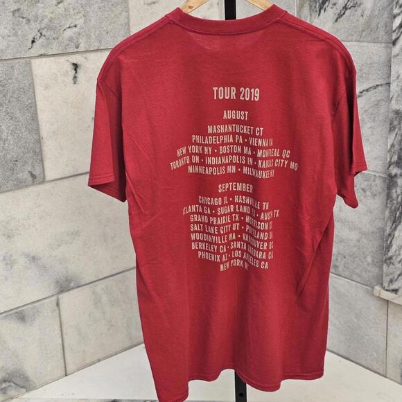 Gildan Men's Red Tshirt - Picture 5 of 5